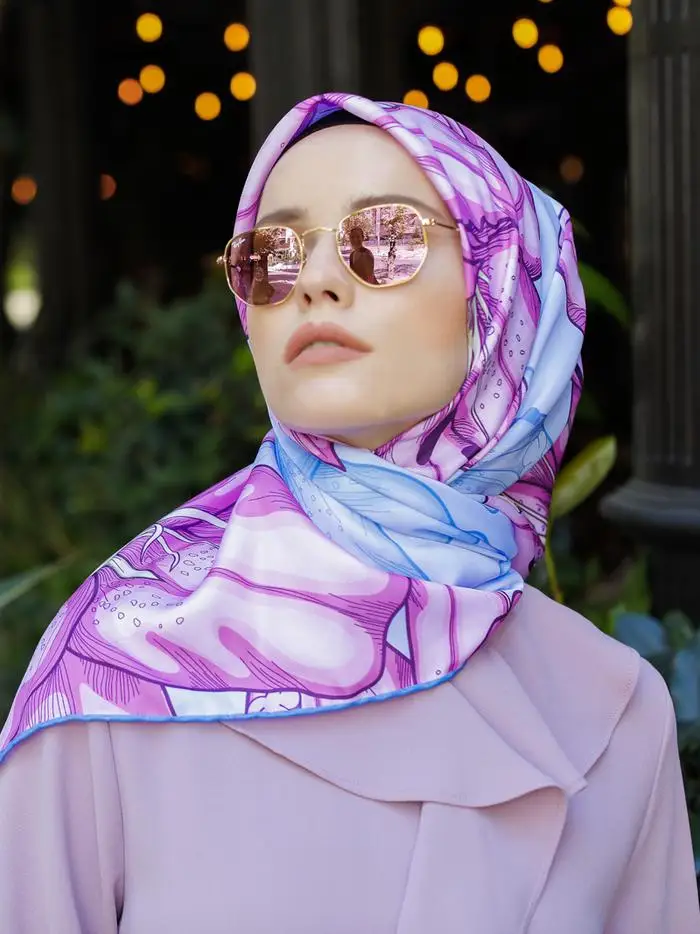 

WOMEN HIJAB TWİLL SCARF KERCHIEF FİRUZE