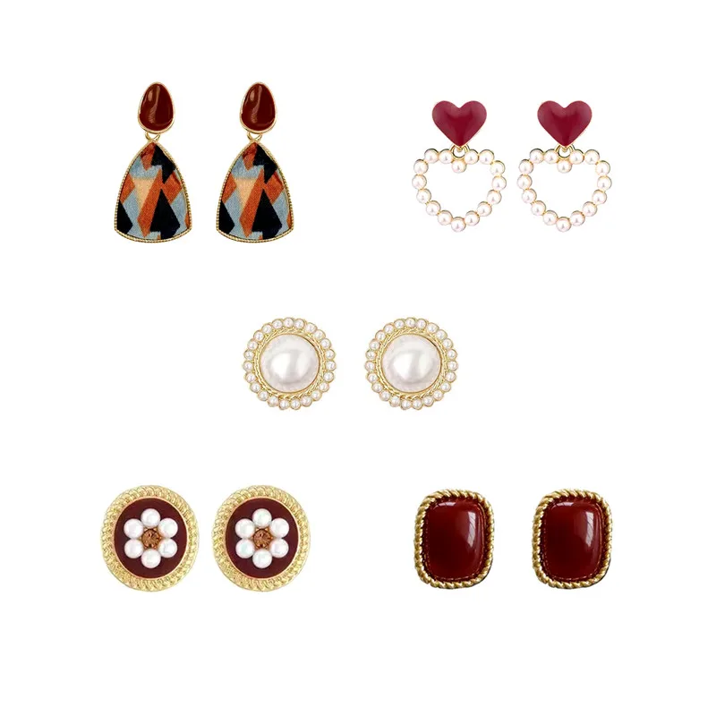 

Unique Trend Red Autumn And Winter Flannelette Pearl Silver Plated Alloy Ear Studs Party Ladies' High-end Earrings Accessories