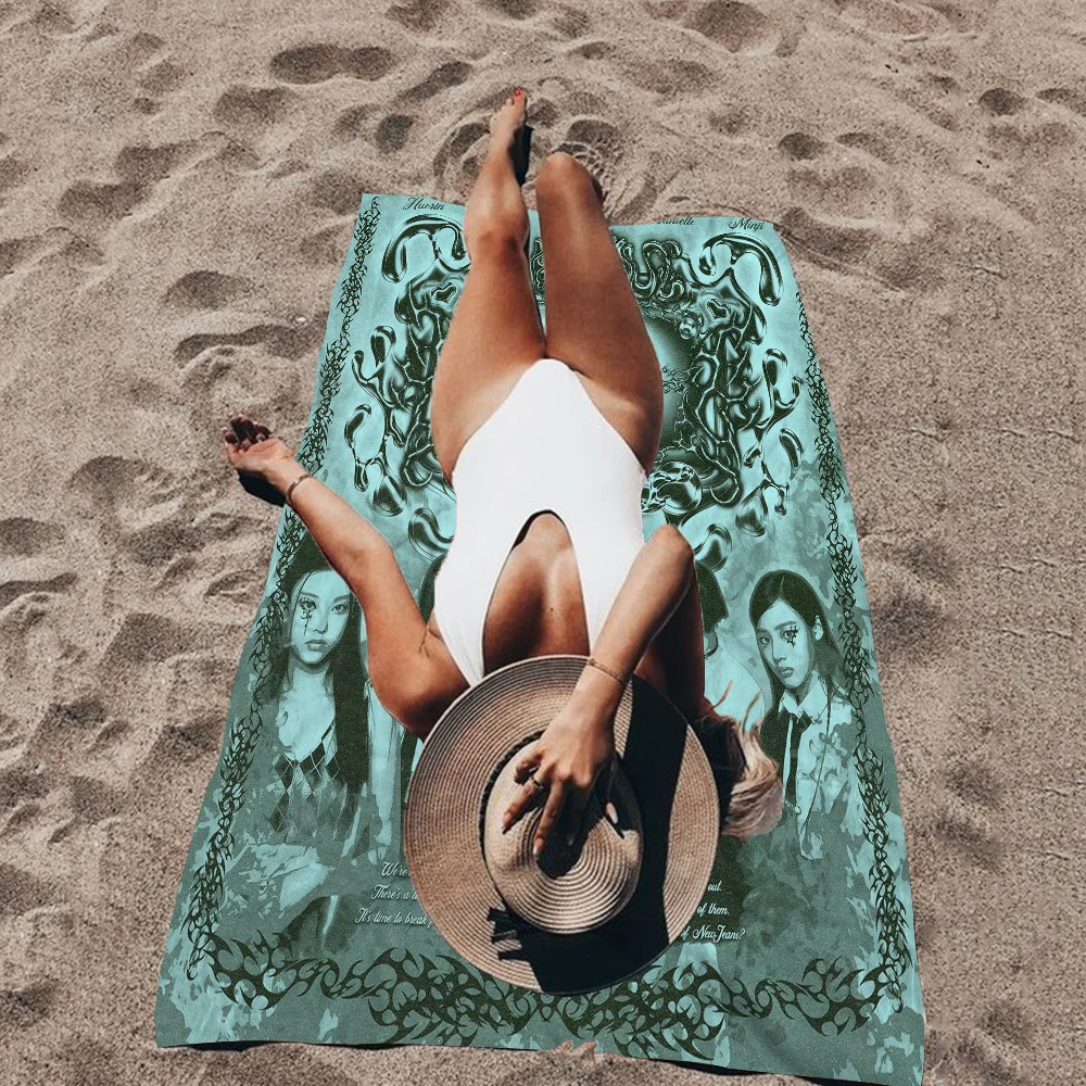 H-HANNI N-NEWJEANS Пляжное полотенце из микрофибры впитывающее быстросохнущее мягкое