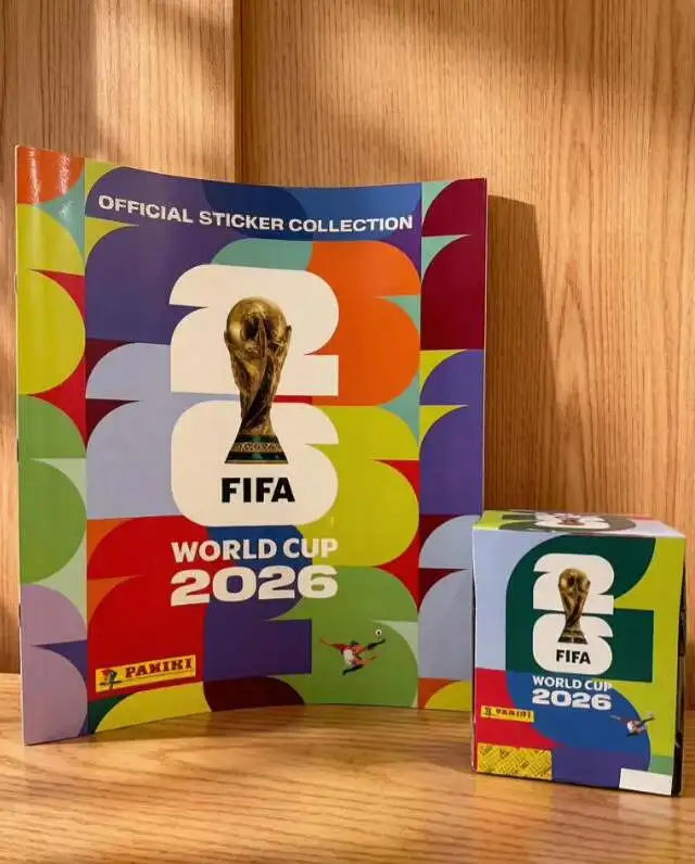 Фото В наличии: Официальная коллекция стикеров Panini к Чемпионату мира по футболу 2026, премиум-издание, футбольные сувениры, коллекционные карточки, подарок №2