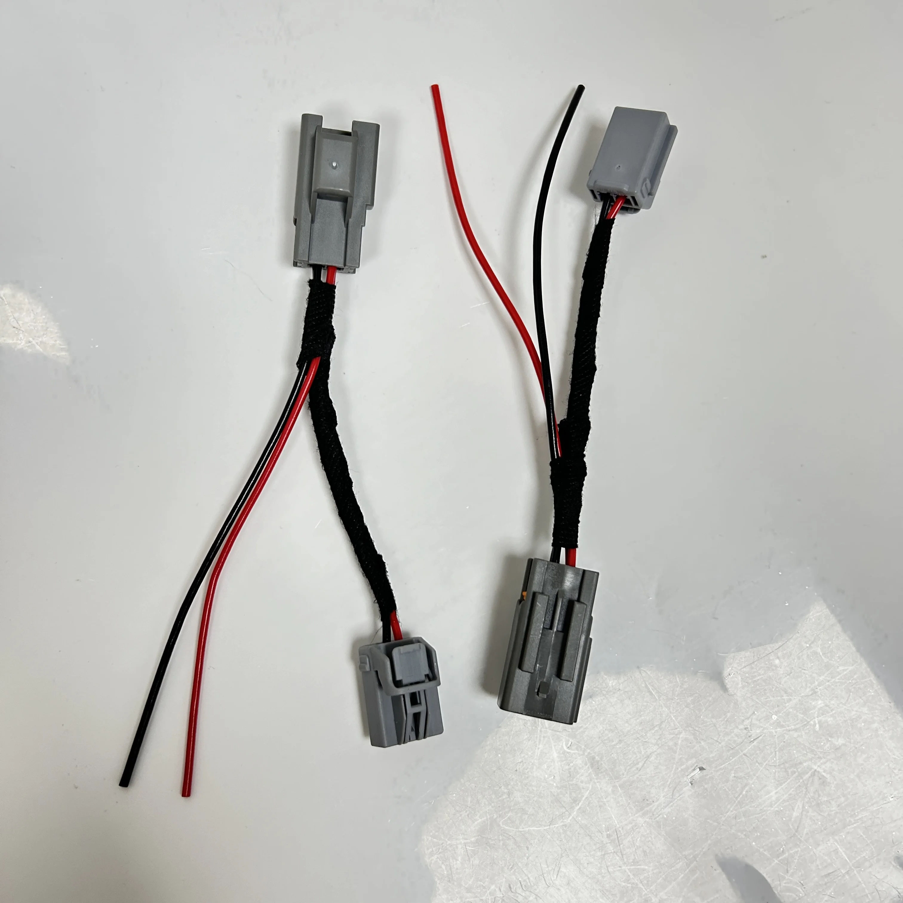 Задняя часть багажника Tes la модель и заглушка питания не поврежден вынос провода