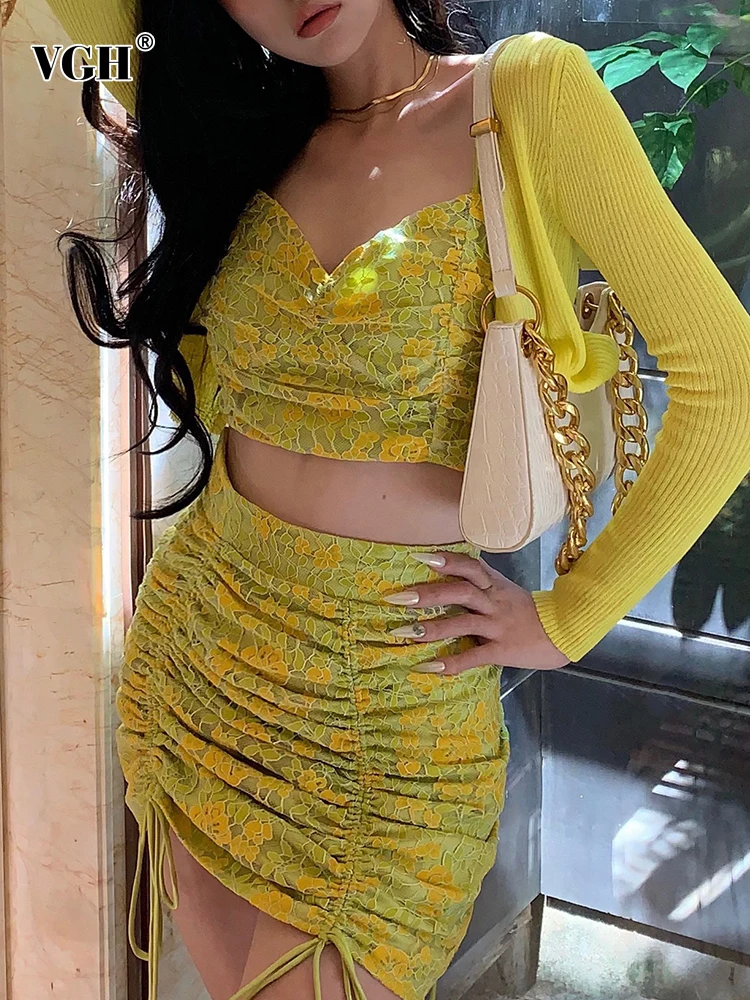 

VGH Sexy Lace Panel Two Piece Set For Women V Neck Sleeveless Tops High Waist Patchwork Drawstring Mini Skirts Female Sets 2022