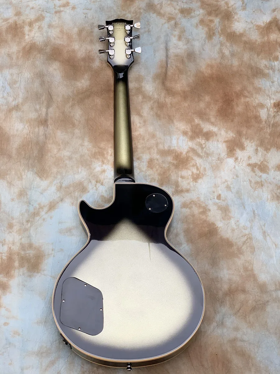 Электрическая гитара черная на заказ | Спорт и развлечения