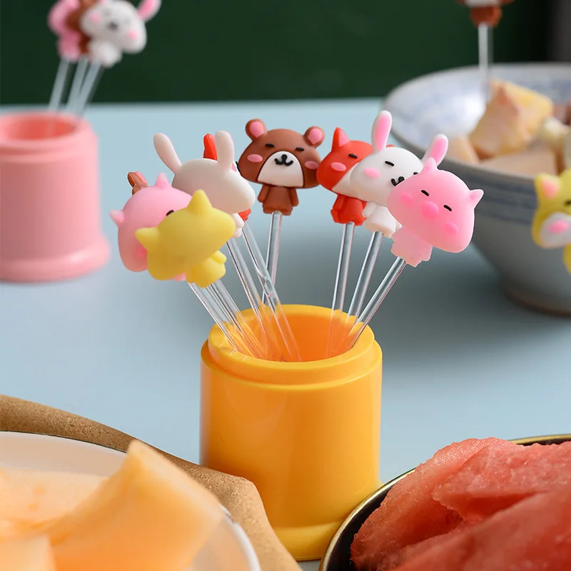 

8Pcs/Set Creative Fruit Fork Plastic Forks Animal Pattern Kitchen Accessories Tableware Cake Dessert Fork Bento Accessories