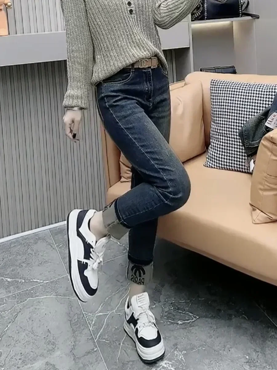 Джинсы Y2k с флисом утолщенные эластичные дымчатые женские джинсы новинка 2023