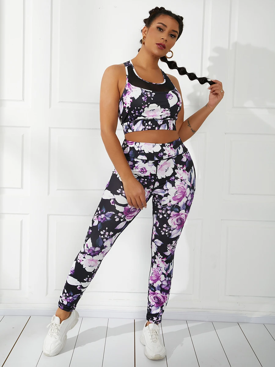 

Комплект из двух предметов с цветочным принтом и U-образным вырезом LW