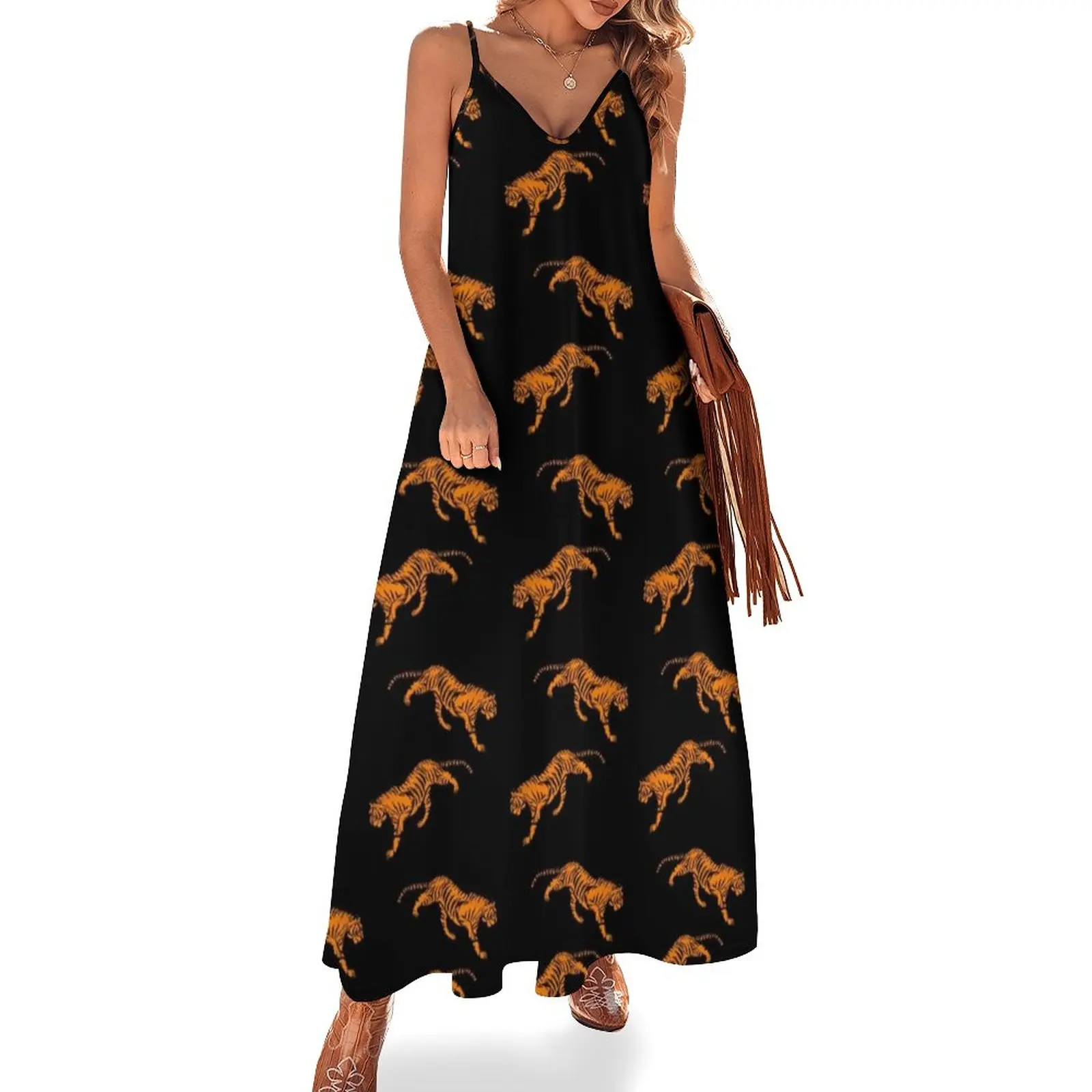 

Stalking Tiger Dress Wild Animal Print Elegant Maxi Dress V Neck Boho Beach Long Dresses Straps Street Wear Oversized Clothes