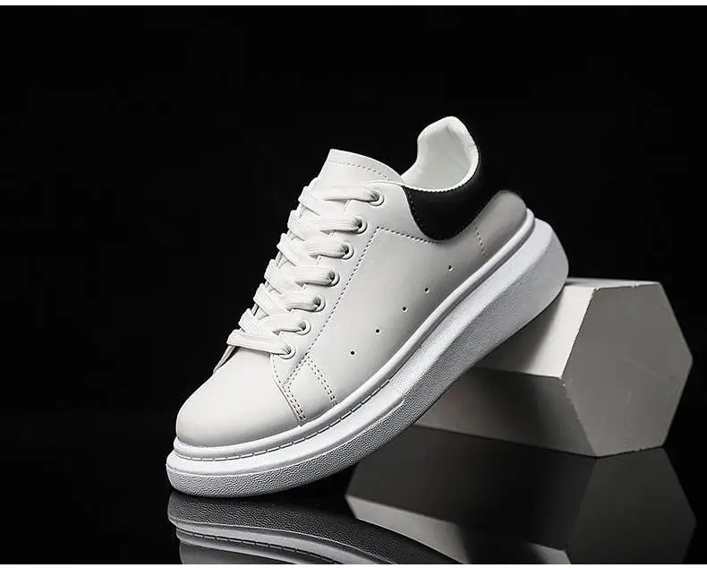 

Кроссовки из ПУ кожи для мужчин и женщин, повседневная Удлиняющая обувь, белые, 44 цвета, модные, для бега, осень 2023