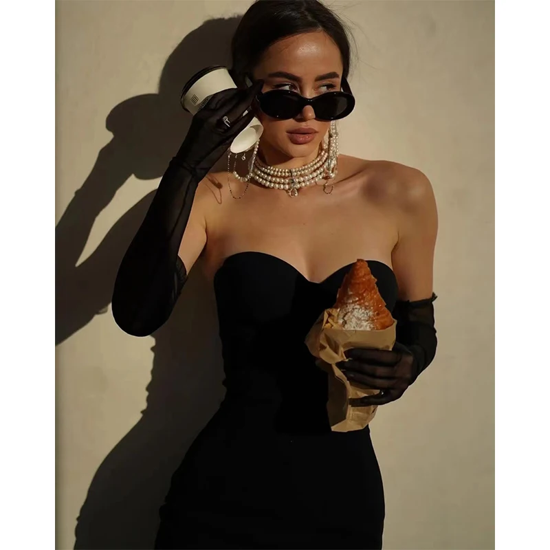 

Соблазнительное платье-футляр без рукавов, облегающее повседневное модное мини-платье с запахом на груди, без бретелек, однотонное вечерни...