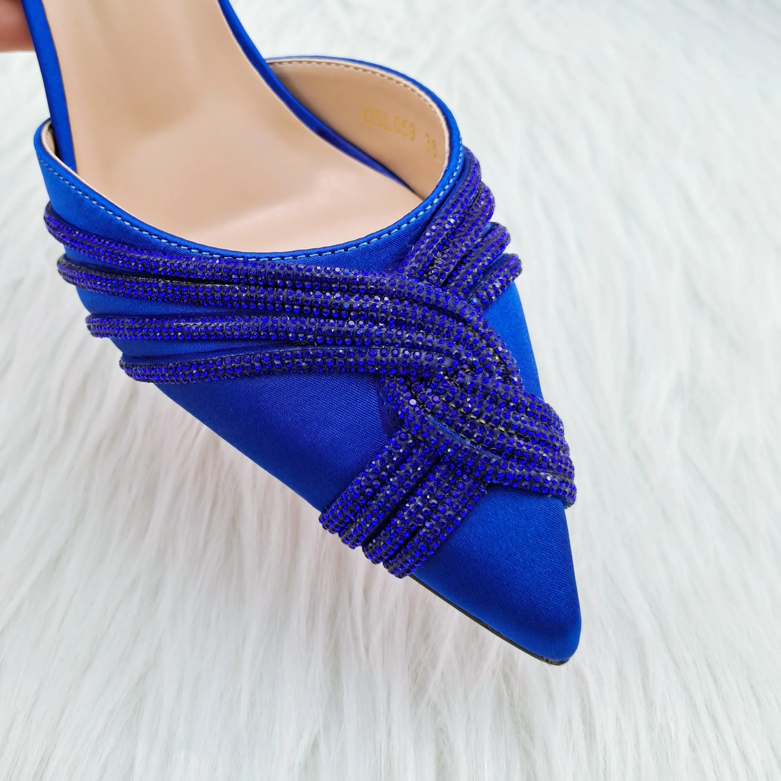 QSGFC's New R.Blue Flash Diamond Delicate High-heeled Shoes Are Comfortable To Wear Every Day Party Ladies Shoes And Bag