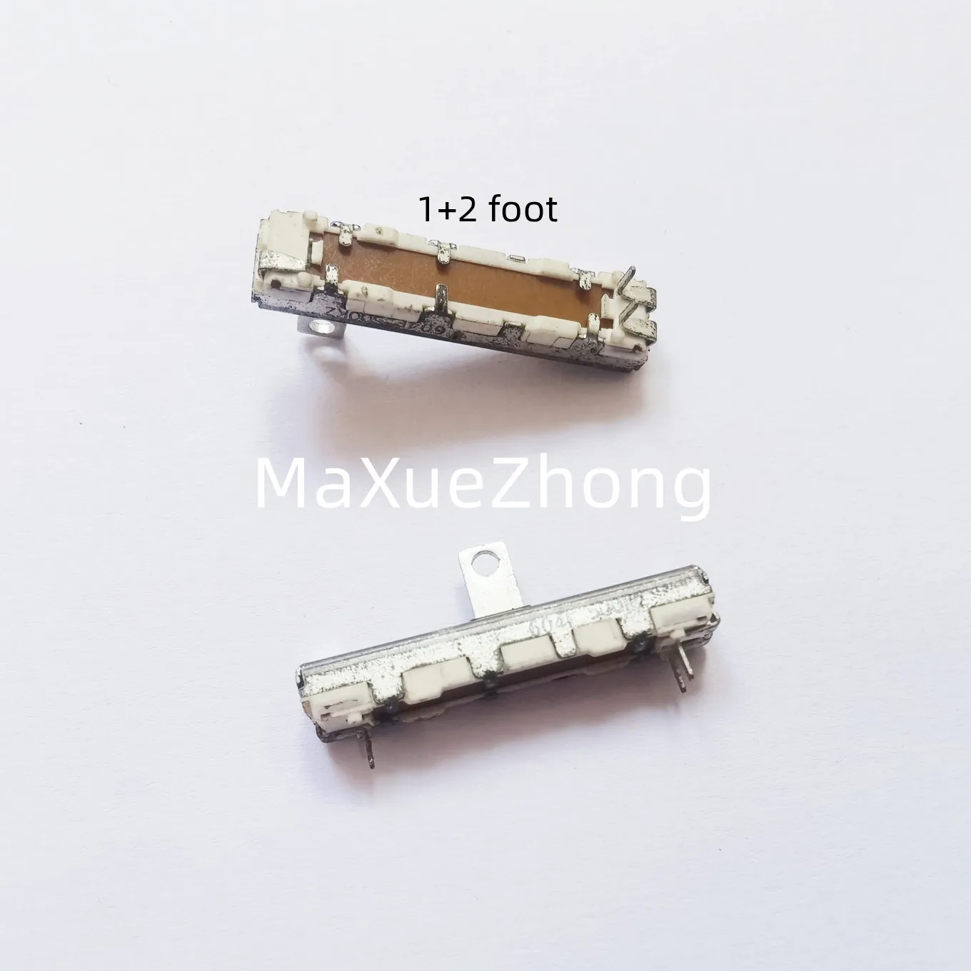 

Оригинальный новый 100% импорт RS25111G9005 40 мм раздвижная машинка для стрижки, одинарный потенциометр 500KZ 500K ручка 8 мм (переключатель)