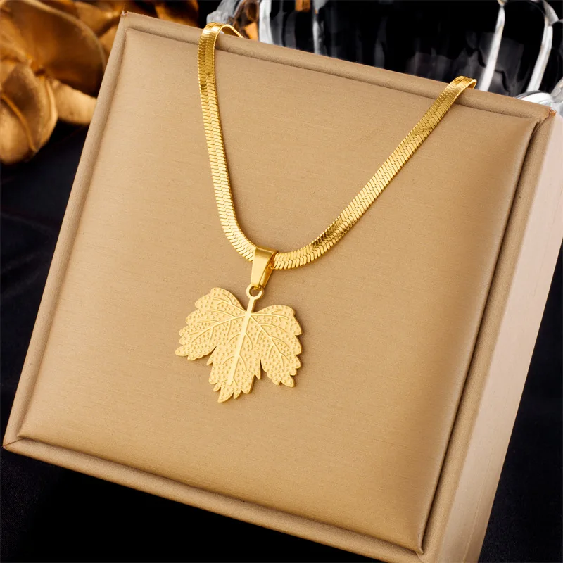

316L Stainless Steel Gold Color Maple Leaf Pendant Necklace For Women Girl New Trend Clavicle Chain Jewelry Gift Party