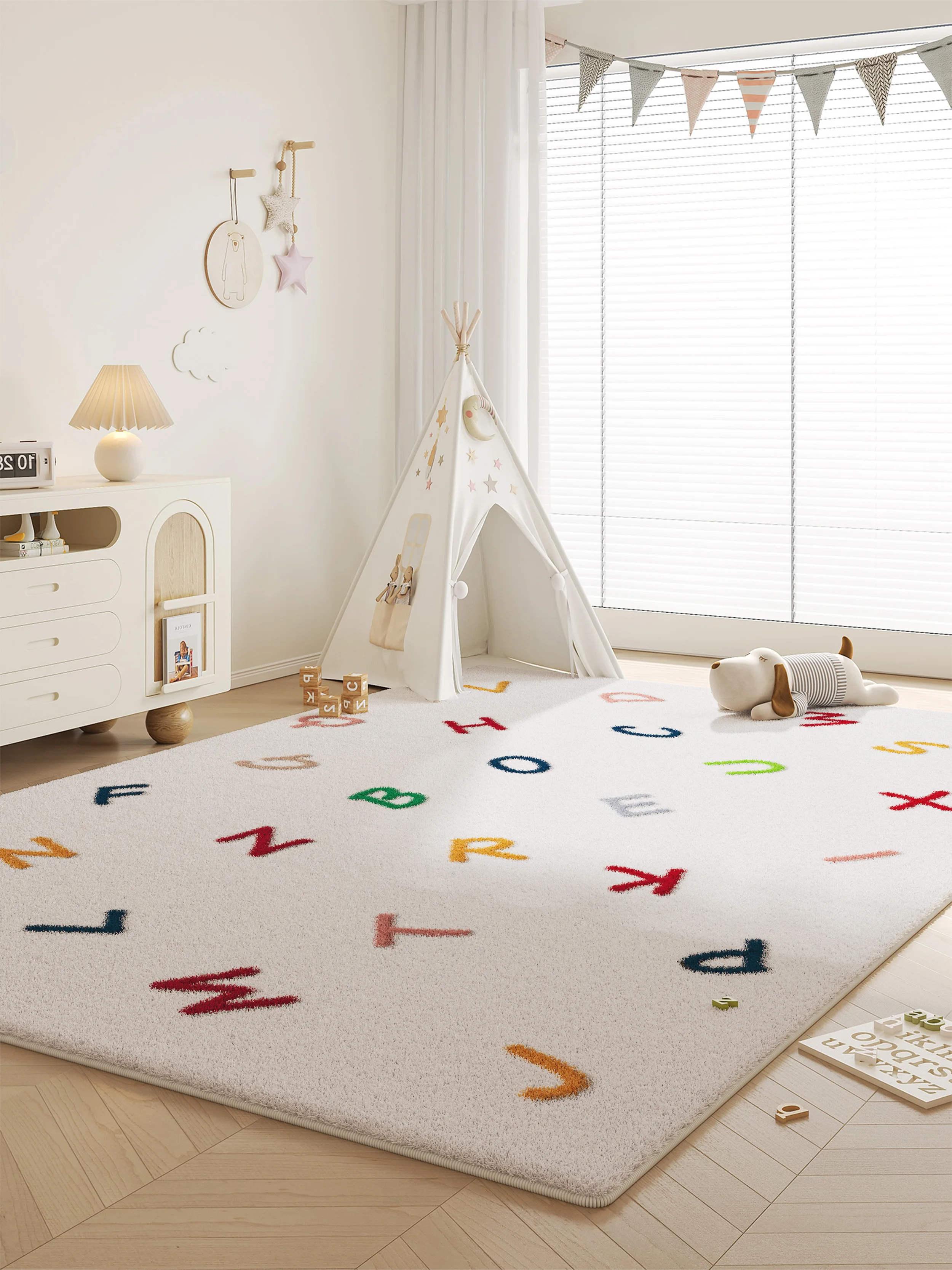 

Пушистый ковёр для гостиной