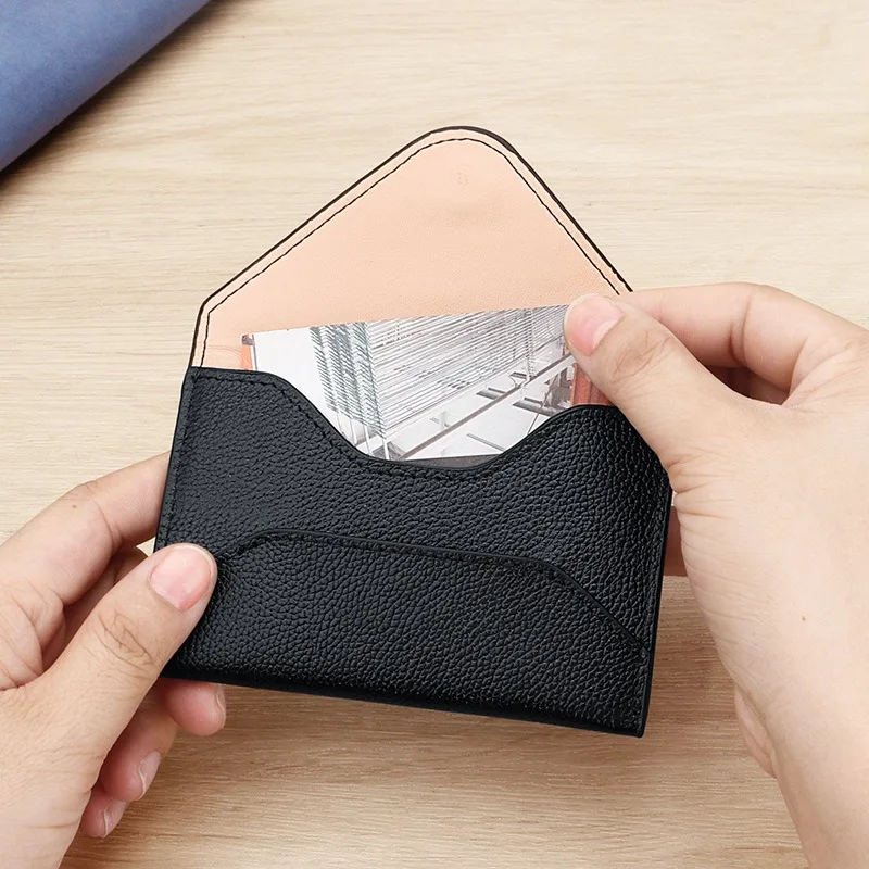 Мужской тонкий кошелек-конверт из натуральной кожи с отделением для кредитных