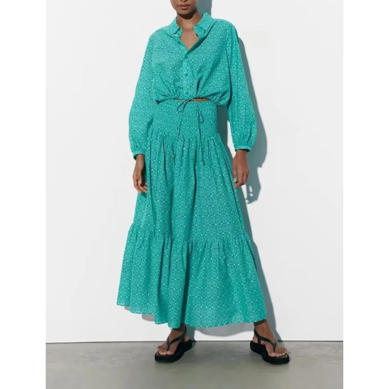 

Green Pleated Long Dress Sets for Women Long Sleeve Chic Crop Tops Two Pieces Elastic Waist Skirts Suit Fashion Female Outfits
