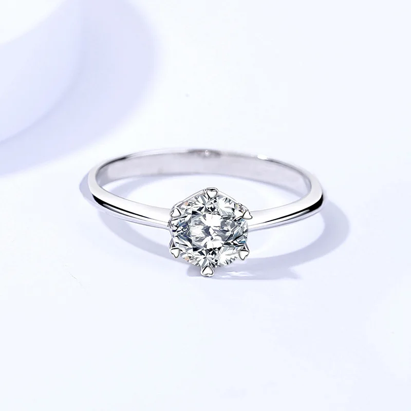 

Classic six-claw ring women's 925 sterling silver European and American light luxury simple ring Mosonite diamond ring