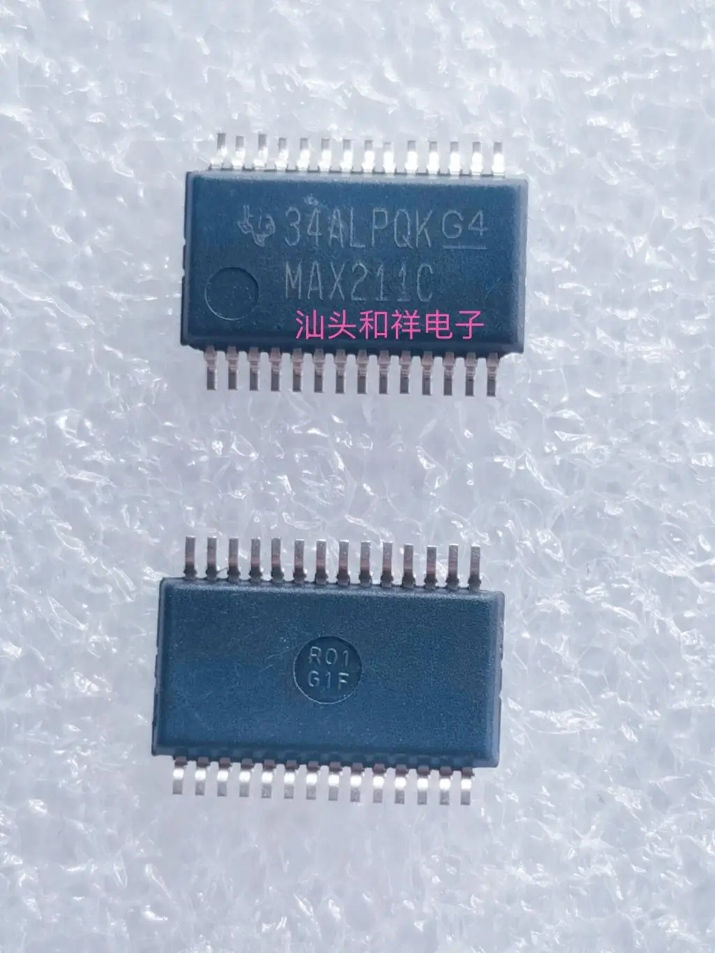 

Free shipping MAX211C MAX211CDBR RS-232SSOP28 10PCS