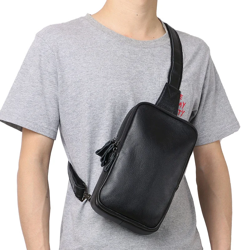 

AETOO New leather men's chest bag leisure sports diagonal bag cowhide men's bag shoulder close-fitting chest bag
