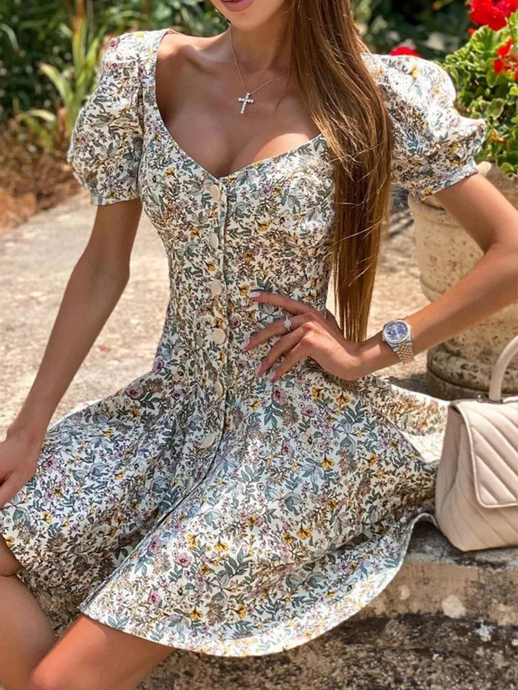 

Женское короткое платье с глубоким V-образным вырезом и цветочным принтом