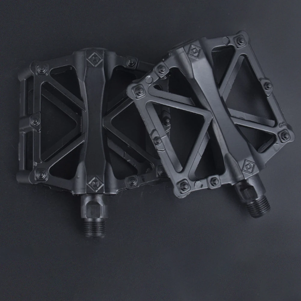 

Bicycle Pedal Aluminum Alloy Anti-wear Impact-resistant Scratch-resistant 14mm Diameter 396g For Folding Bikes