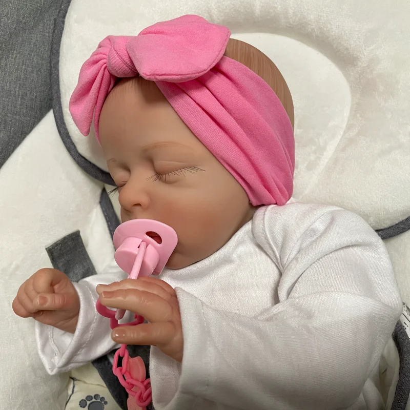 

50CM 3D-Paint Skin Soft Silicone Reborn Boy Baby Doll Toy For Girl Like Real Cloth Body Sleeping Art Bebe Alive Dress Up Boneca