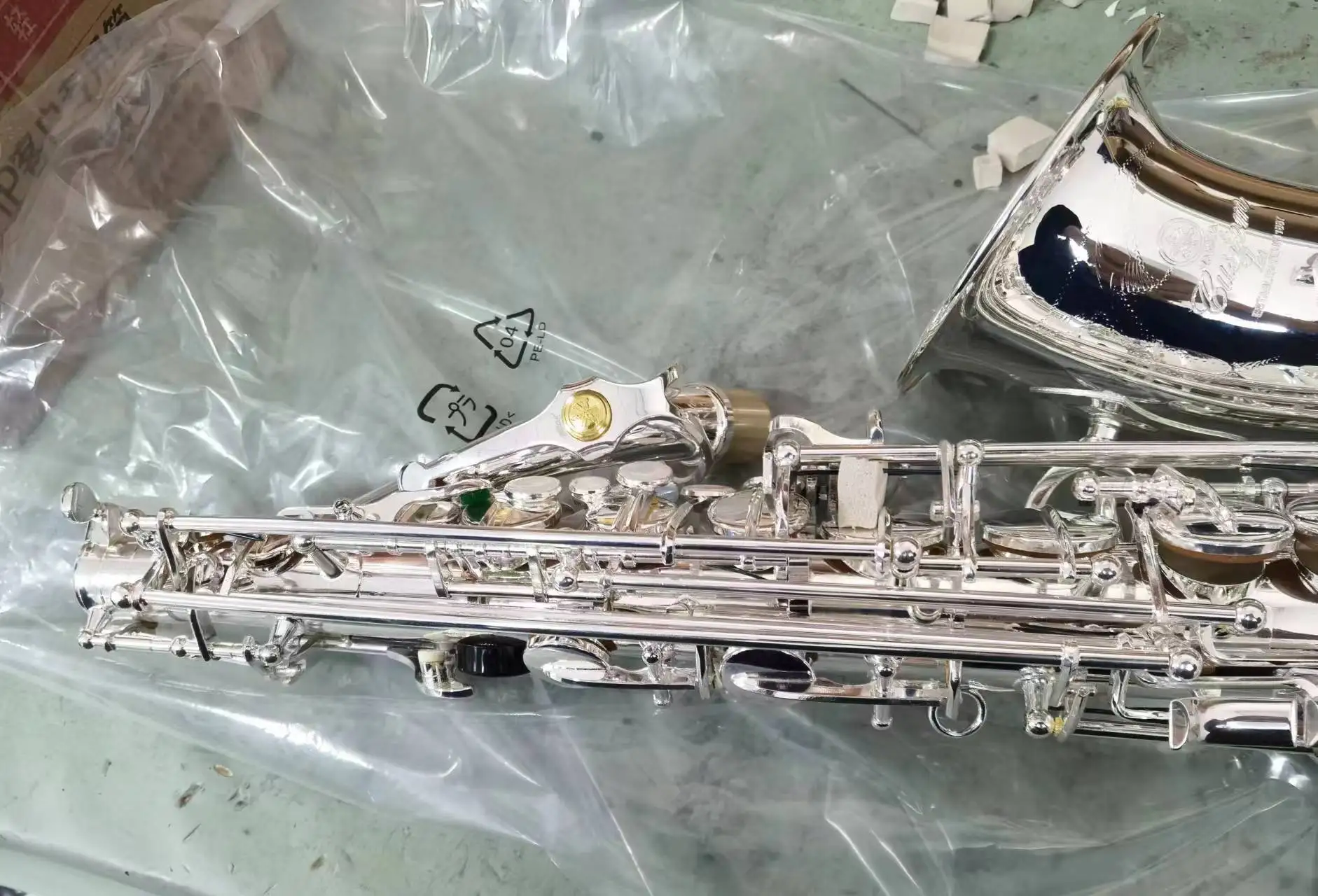Новое поступление искусственный высококачественный альт Eb Саксофон серебряное