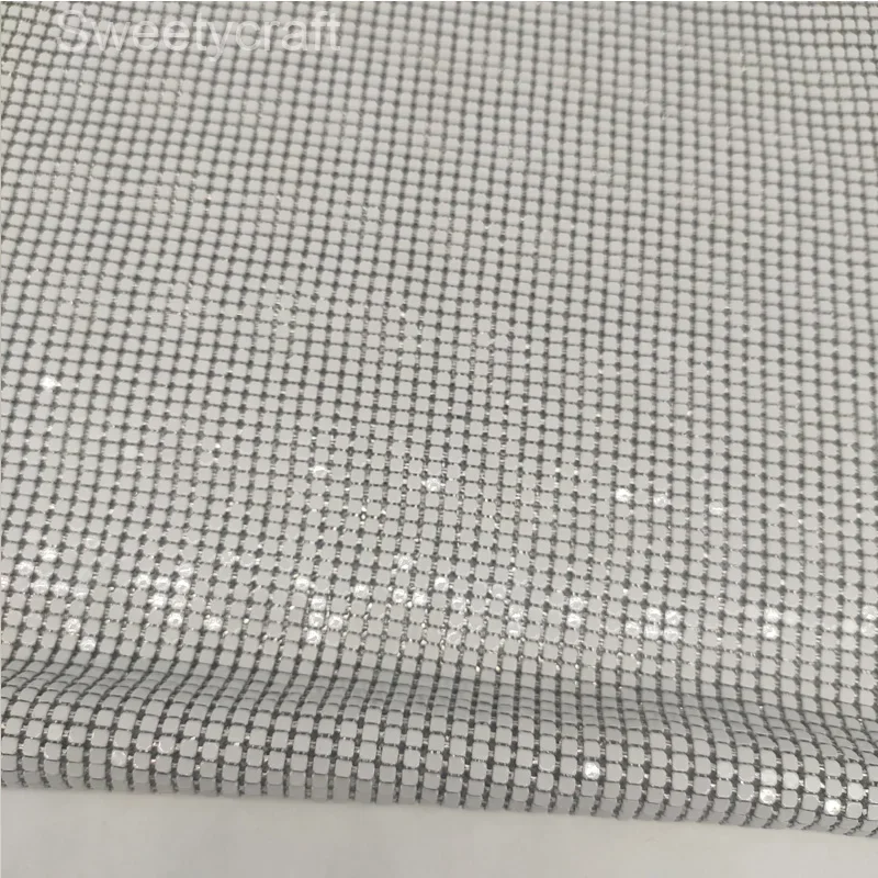 Белый цвет 2023 модная Гибкая Металлическая сетчатая ткань с блестками для одежды