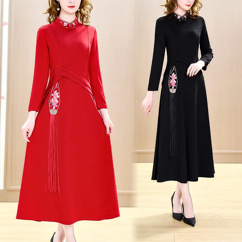 

National Style Dress Women's Spring And Autumn 2022 New Temperament Retro Embroidery Dress Stand Collar Tassel Clothing M26305