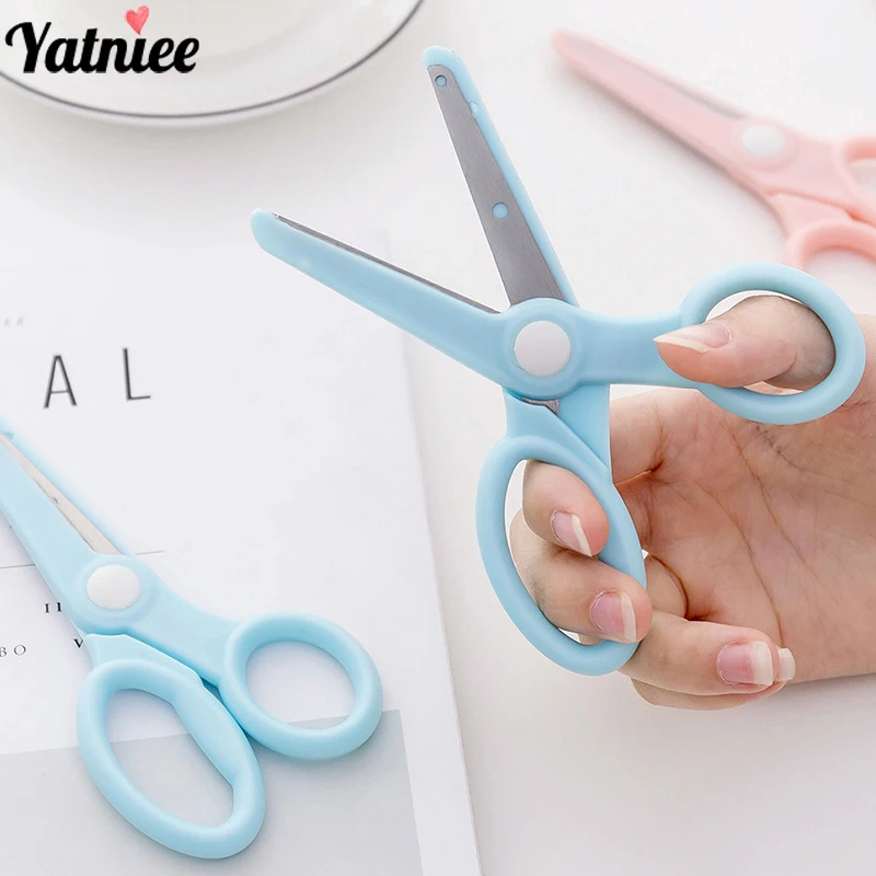 

Yatniee Creative Children's Safety Hand Scissors Diy Anti-pinch Scissors for Students Kindergarten Baby Paper-Cutting Scissor
