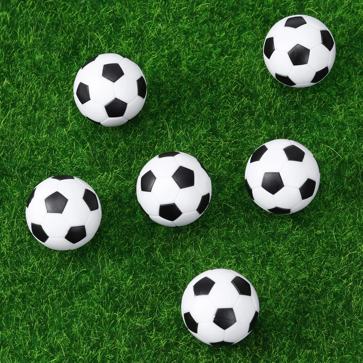6PCS 32mm Small Socer Ball Mini Table Football Balls Black White For Entertainment Flexible Trained Relaxed Kids |
