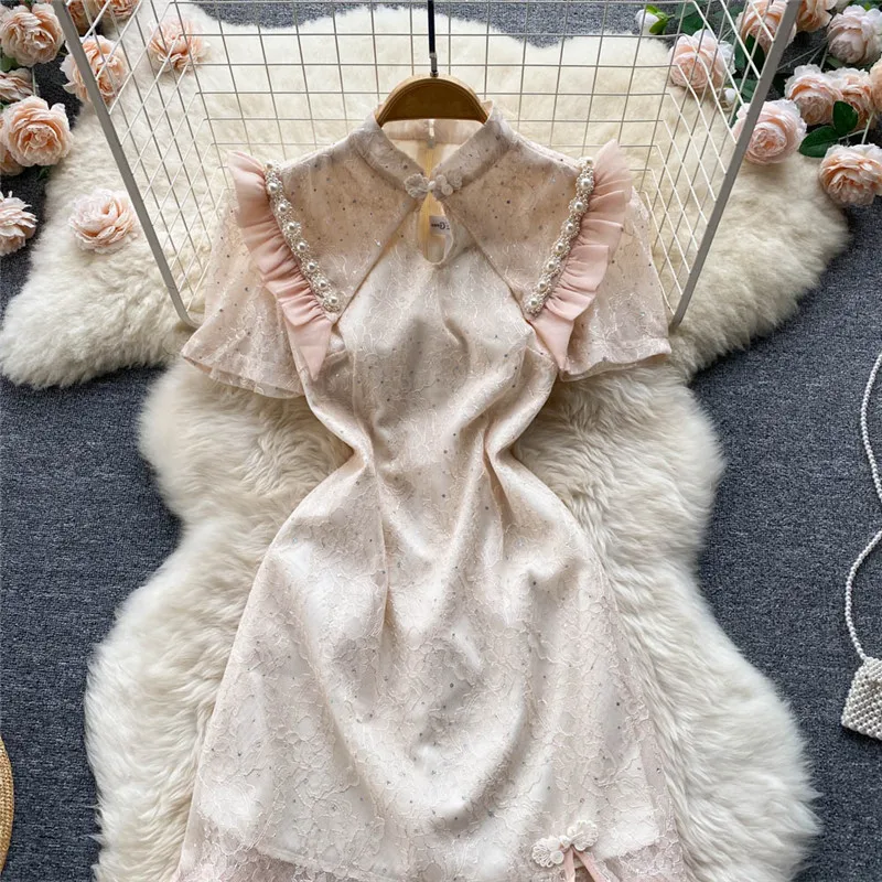 

Fashion Chinese Mini Qipao Cheongsam Lace Dress Peter Pan Collar Ruffles Short Sleeve Bodycon Dress Pearl Sexy Slim Party Dress