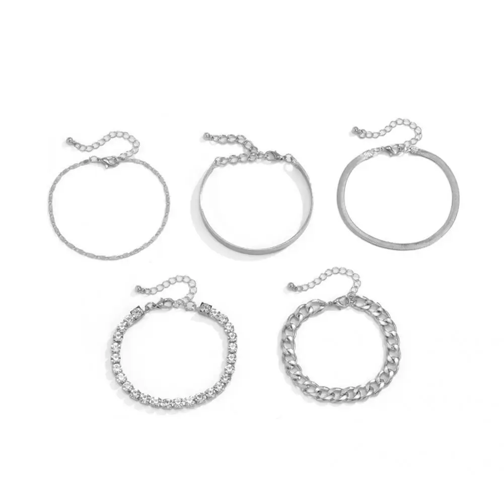 

Anti-corrosion Glossy Exquisite Aesthetic Fashion Bracelet for Streetwear