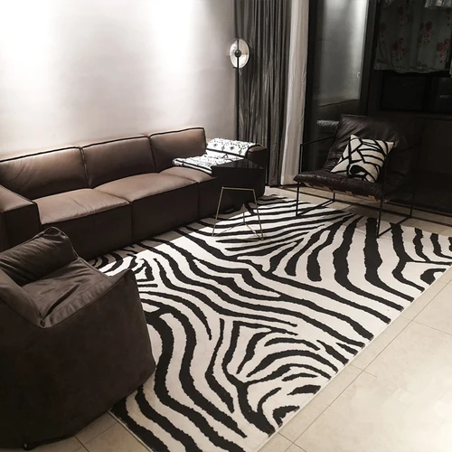 

Светлый плюшевый ковёр с принтом зебра