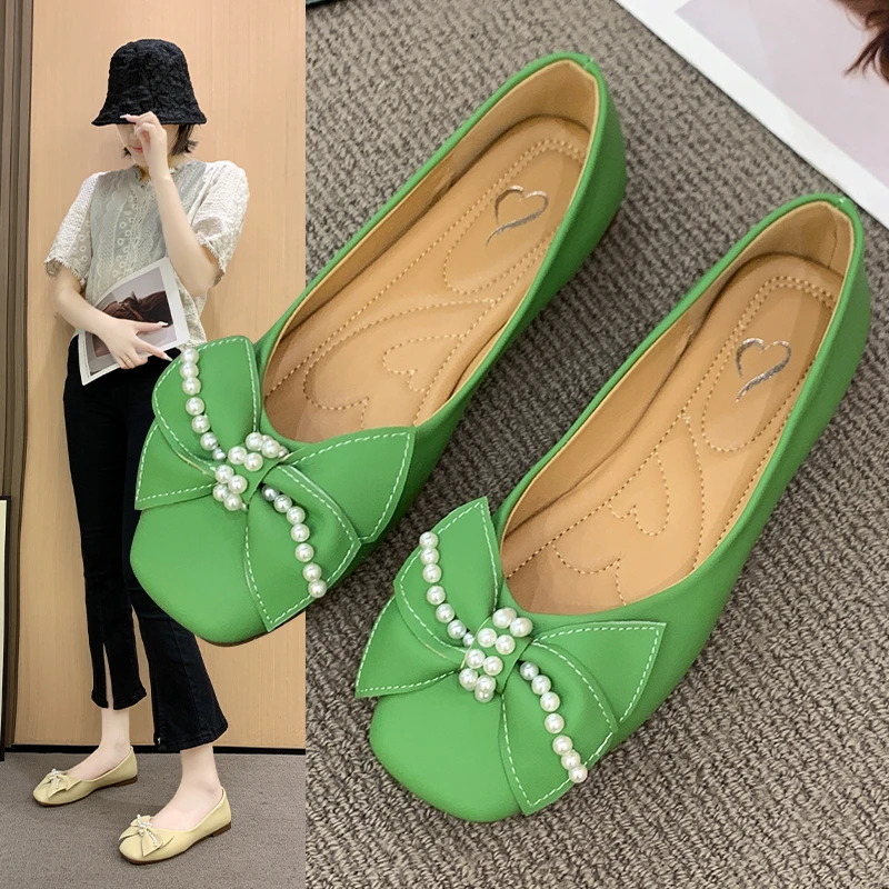

Удобные женские туфли на плоской подошве с бантиком и жемчугом, модные однотонные повседневные туфли с закрытым носком для вечеринки на весну и осень