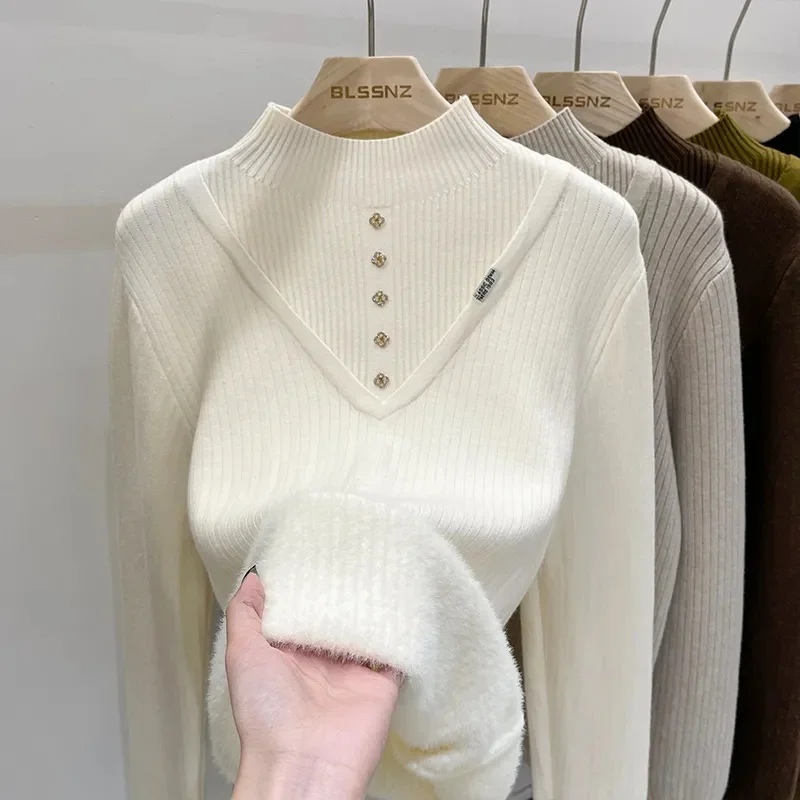 Женский утепленный вязаный пуловер с бархатной подкладкой