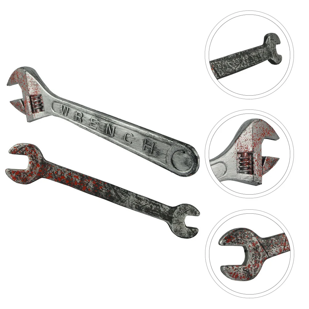 

2pcs Halloween Party Wrench Halloween Decor Halloween Photo Prop Spanner