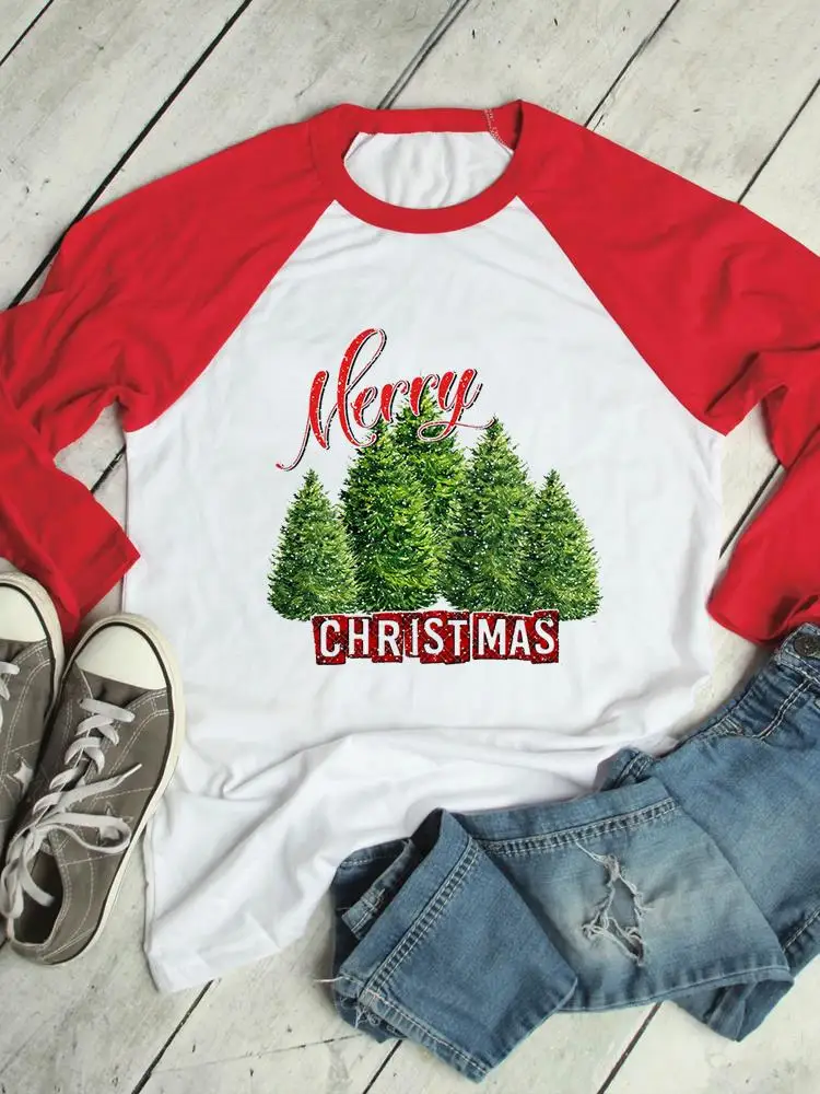 

Трендовая Рождественская одежда с надписью на тему дерева, футболка с графическим рисунком, Новогодняя женская футболка с рукавом реглан и ...