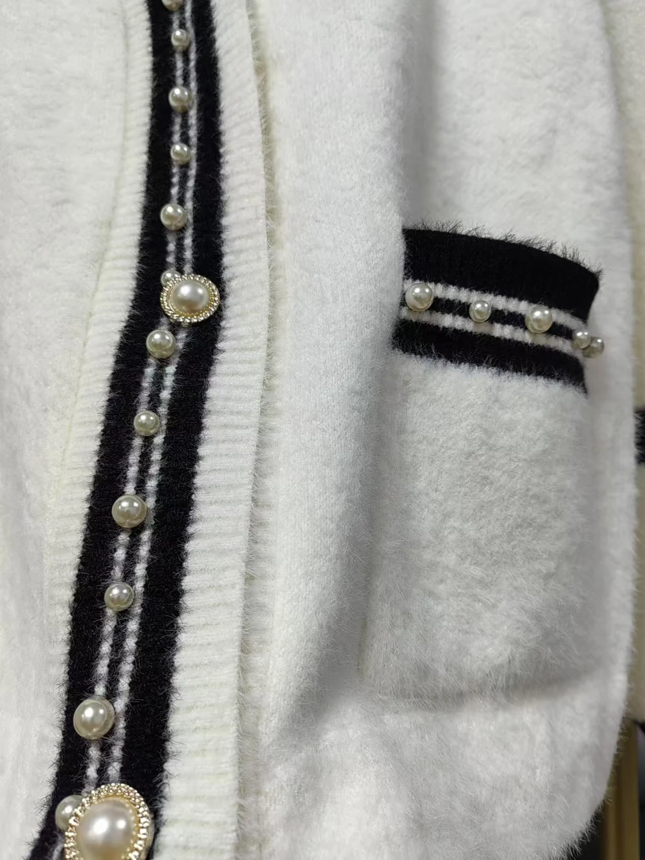 Настоящее фото роскошный стиль жемчуг бисер стежка трикотаж толстый кардиган