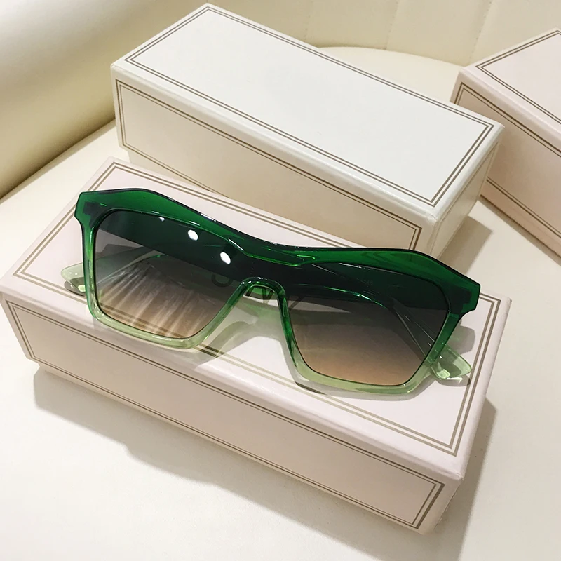 

New 2022 Cat Eye Sunglasses For Men and Women Vintage Luxury Brand Designer Y2k One-pieces Eyewear Shades Festival Accessories