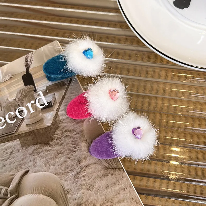 

Autumn and Winter Diamond Love Mink Hair Ball Hairpin Flocking Duck Bill Clip Hairpin Clip