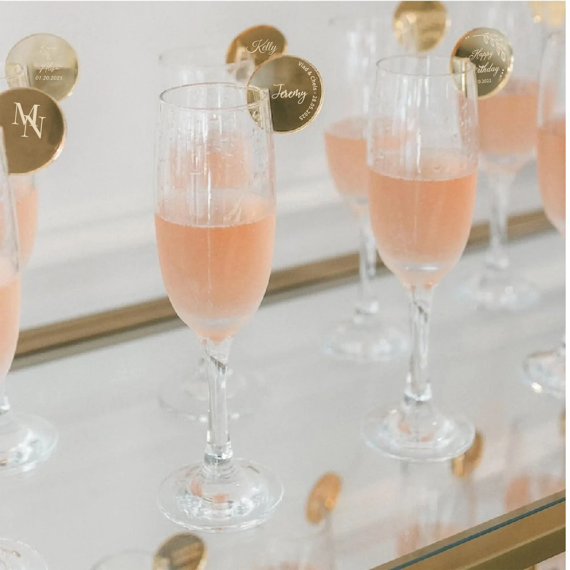 Персонализированные акриловые бирки для напитков круглые диски с именем