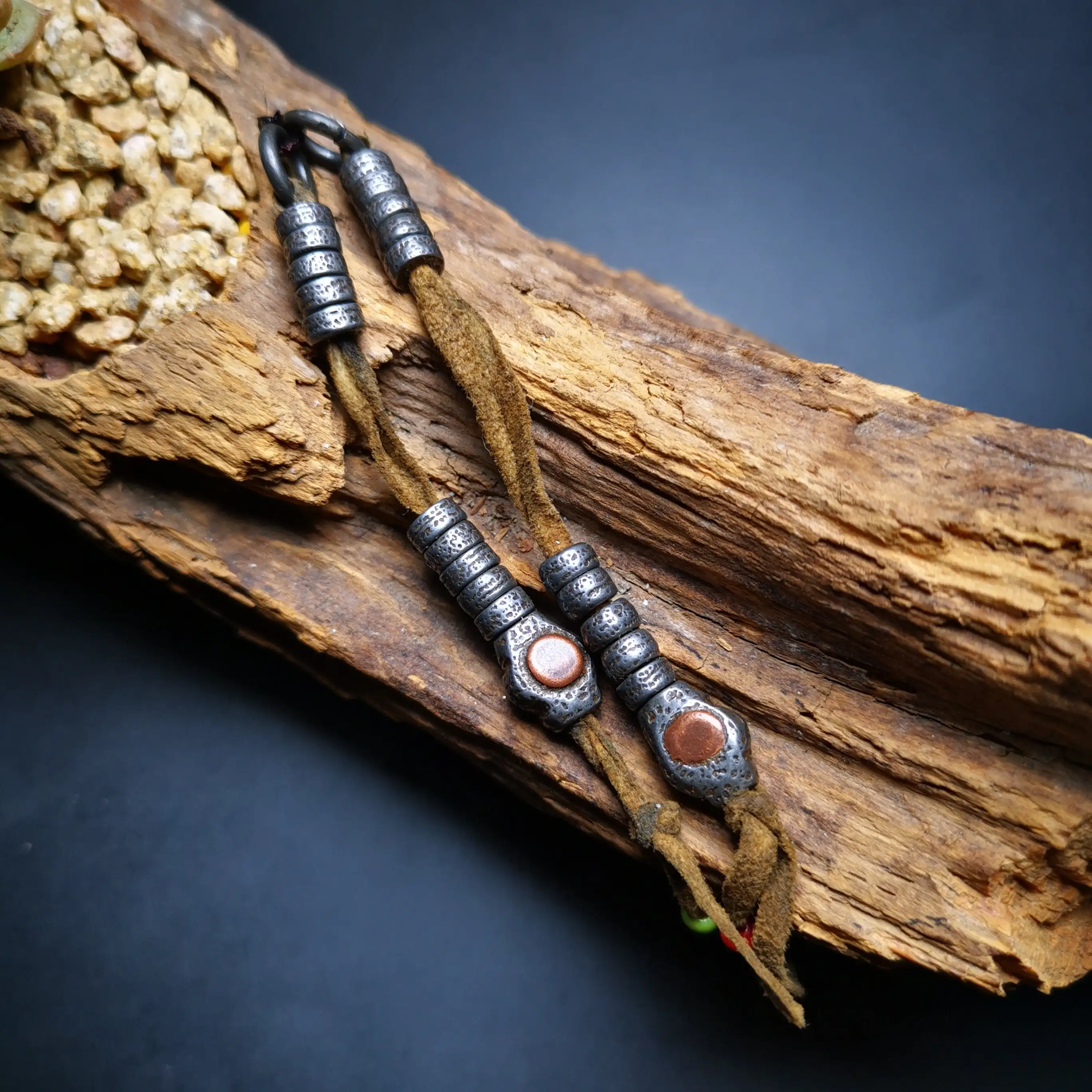 

Gandhanra Handmade Tibetan Buddhist Mala Counters,Prayer Bead Counters,Made of Cold Iron,Copper Inlaid