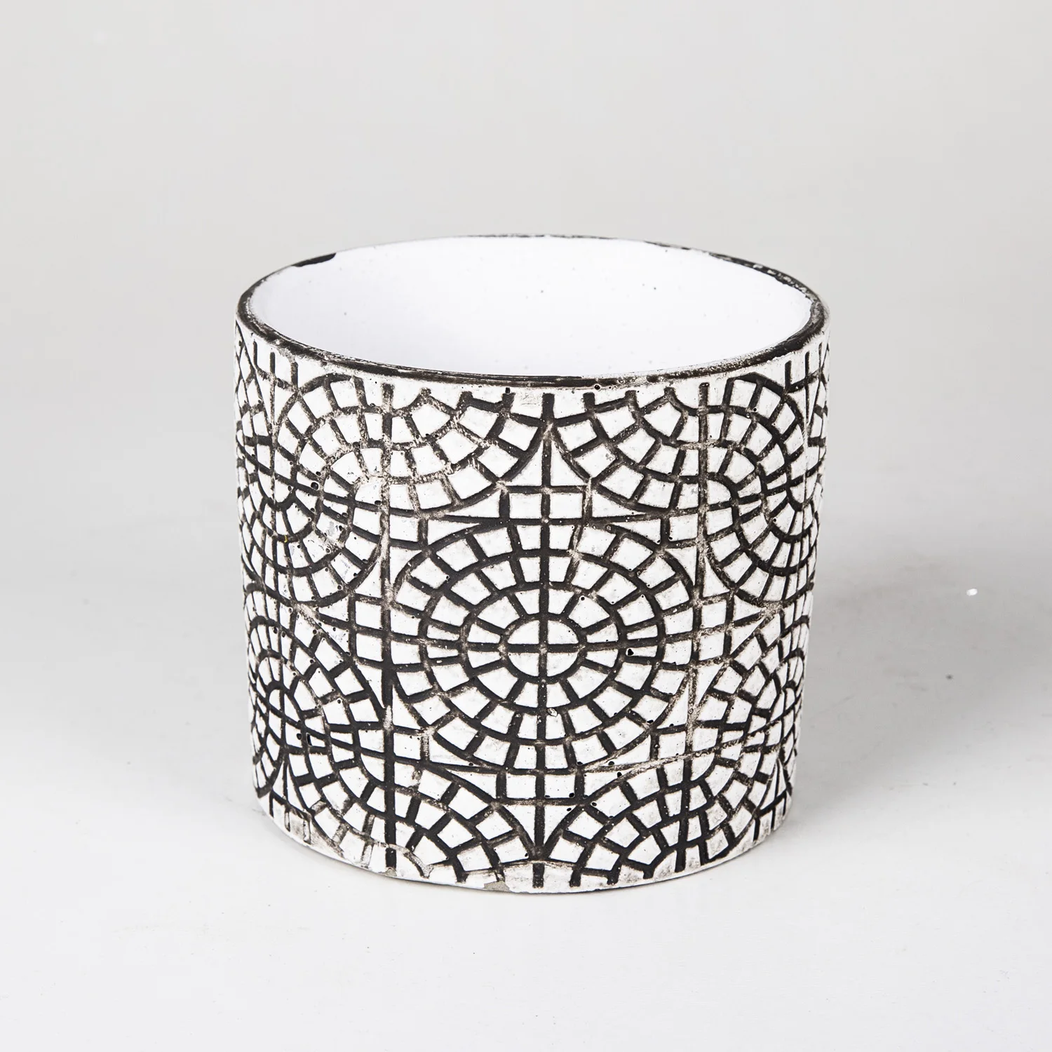 

Veramaya бетонный горшок 14x12 см с мозаичным узором