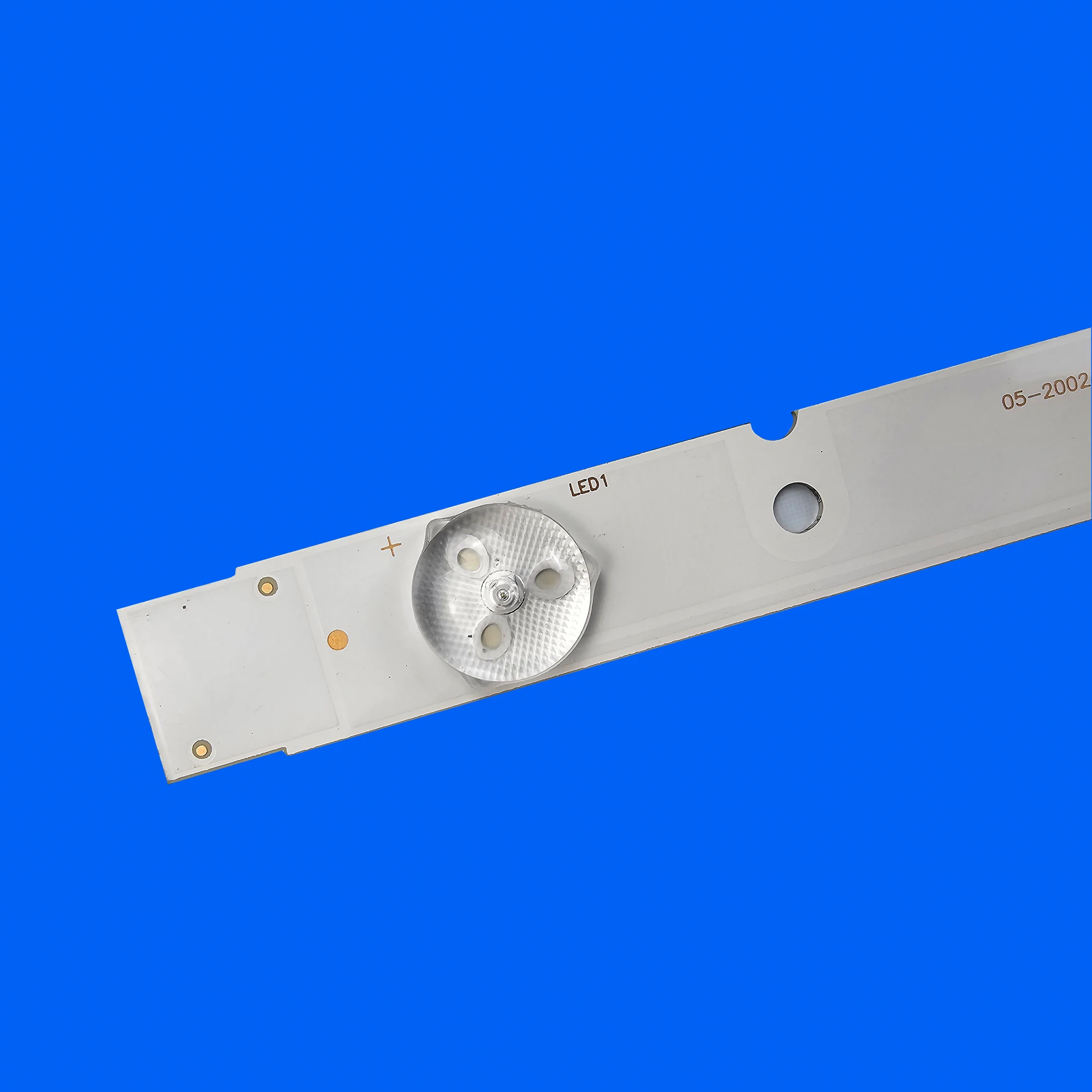 Фото Светодиодная лента для 32X3000 32E3000 32X3 32HX4003 32E3500 32E360E TF-LED32S27T2 TF-LED32S40T2 LT-32T450R 5800-W32000-2P20 32LES70T2 №2