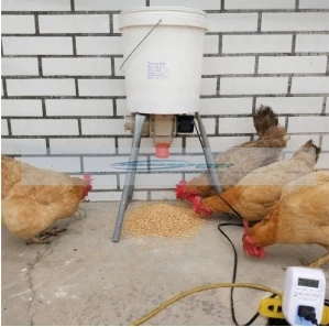 Автоматический кормушка 220В