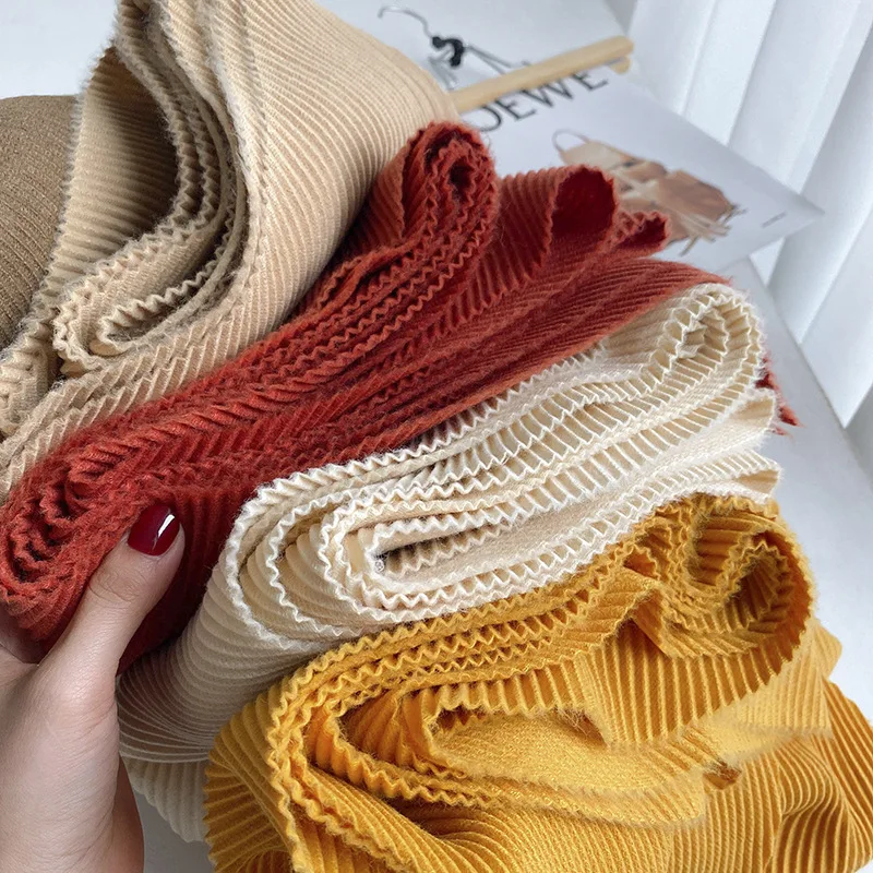 

2022 Solid color monochrome beach shawl cotton and linen pleated scarf new fashion luxury Western style shawl pleated warm scarf