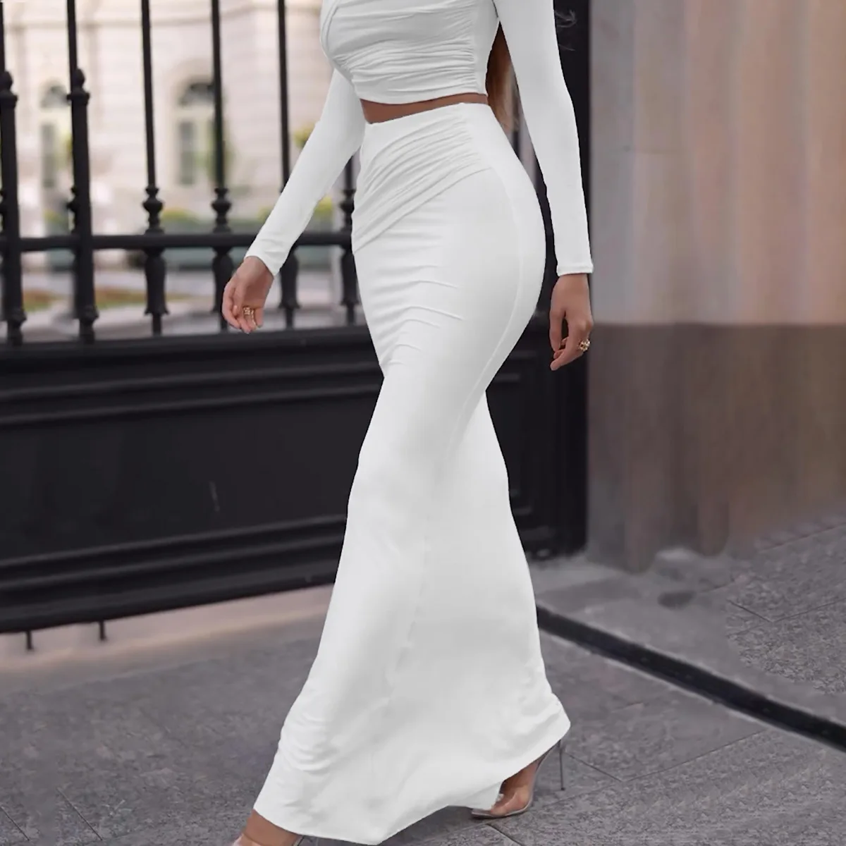 Элегантный комплект с юбкой для женщин футболки длинными рукавами и макси-юбка