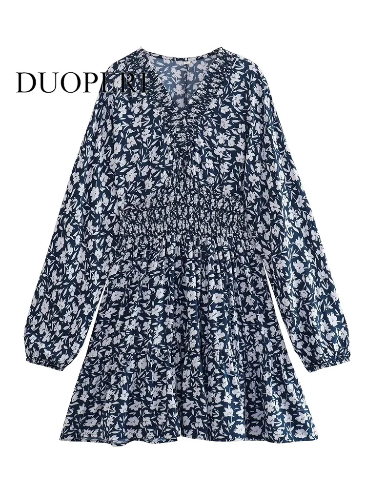 

Платье-мини ТРАПЕЦИЕВИДНОЕ Плиссированное с V-образным вырезом и длинными рукавами