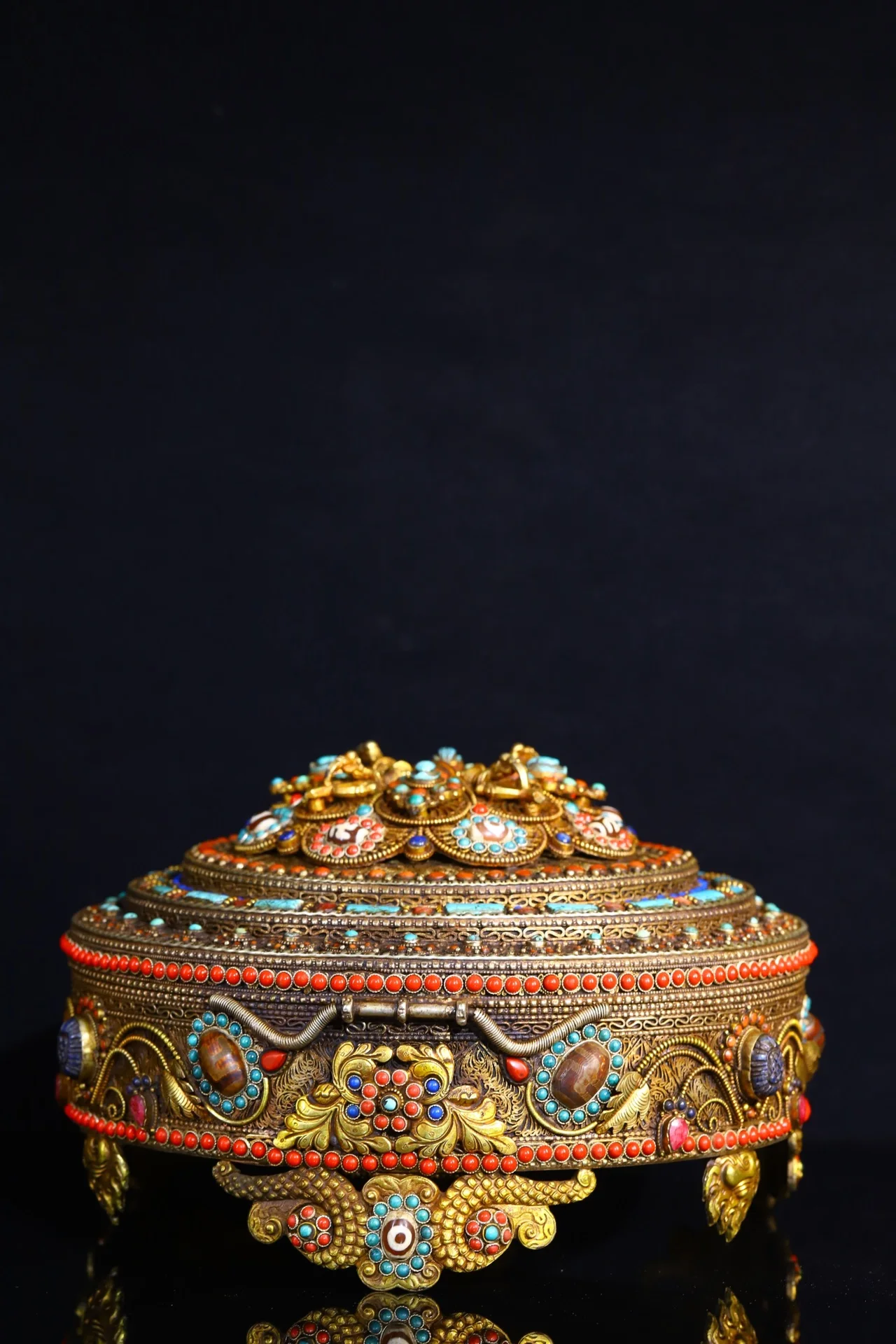 

11" Tibetan Temple Collection Old Tibetan silver Gilt filigree mosaic gem Dzi Beads treasure chest Jewelry Box ornament Exorcism