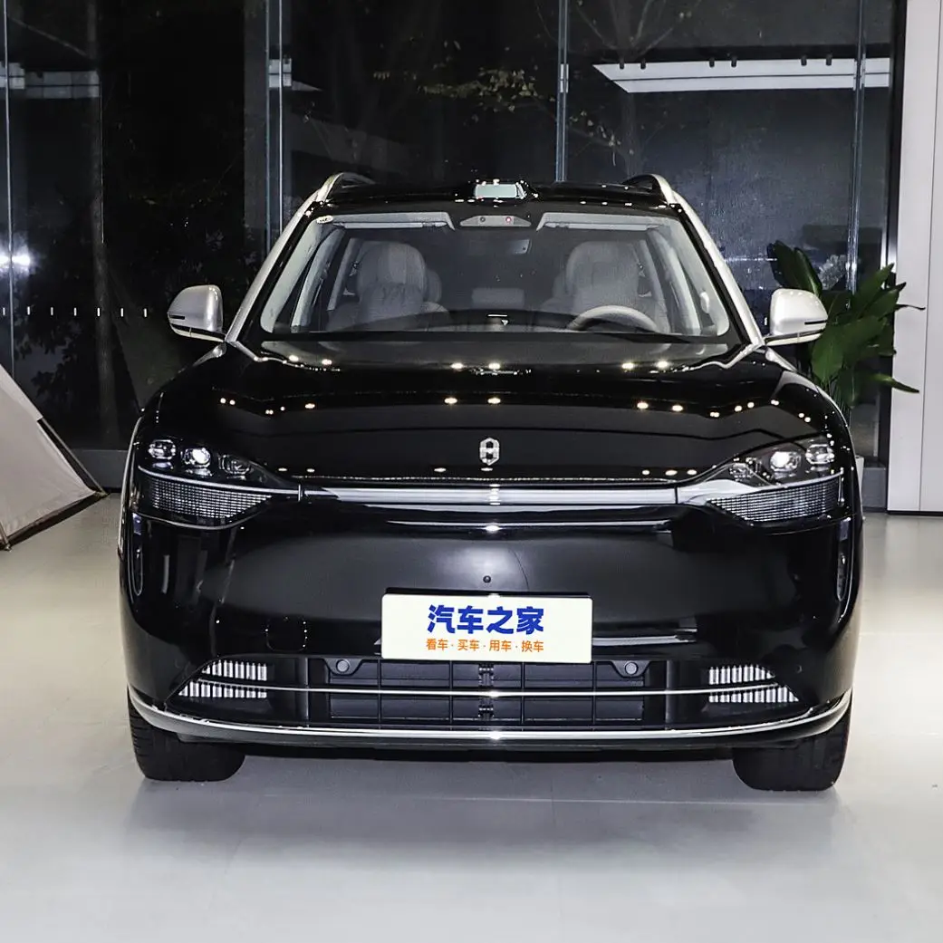 Фото Электромобиль Wenjie M9, 2024, удлиненный автомобиль дальнего действия, 4WD, 630 км, бывшая в употреблении электромобиль, большой электрический внедорожник №1